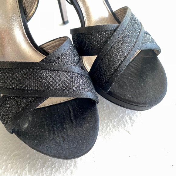 Adrianna Papell Black Ansel Crisscross Slingback Sandals 💙 - Picture 5 of 14